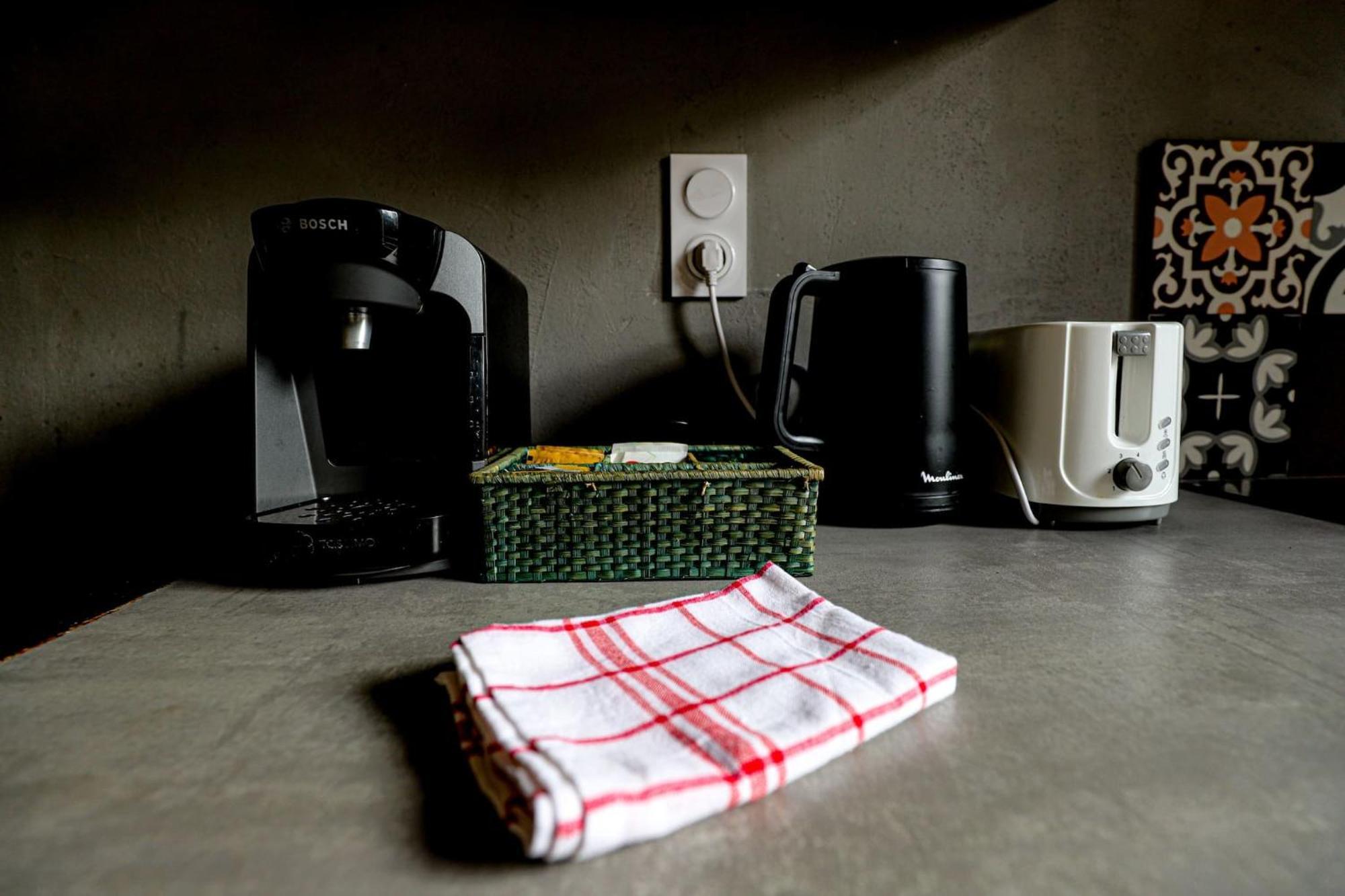 Appartement Le Corneille T2 - Parking gratuit à Toulouse Extérieur photo